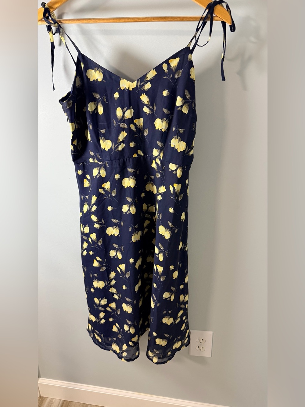 Allegra K dress - Size M NWOT